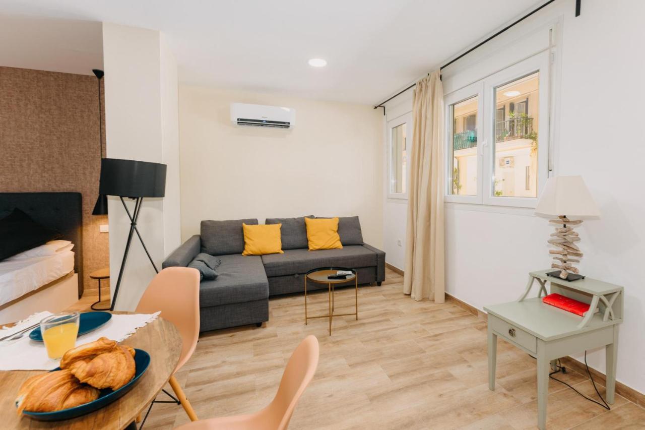 Coverlin Apartamentos San Francisco Málaga Zimmer foto